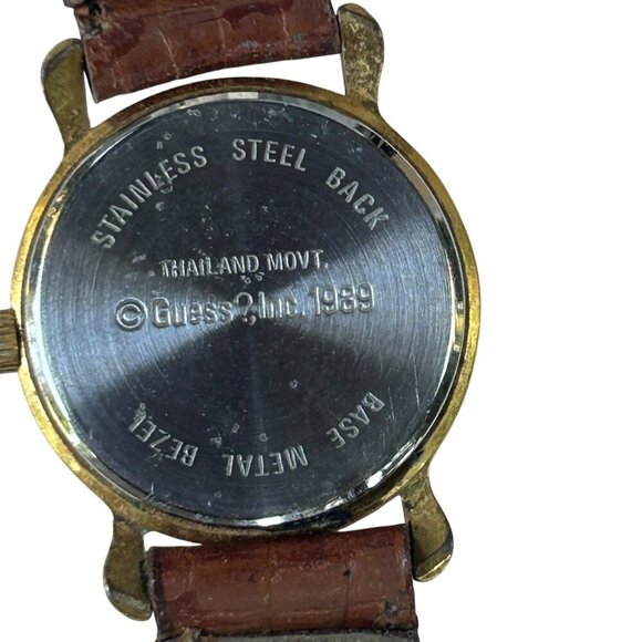 Vintage 80s 1989 Guess Bracelet Watch White Face Leather Band - Picture 7 of 7